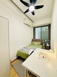 International Plaza (D2), Apartment #526391851